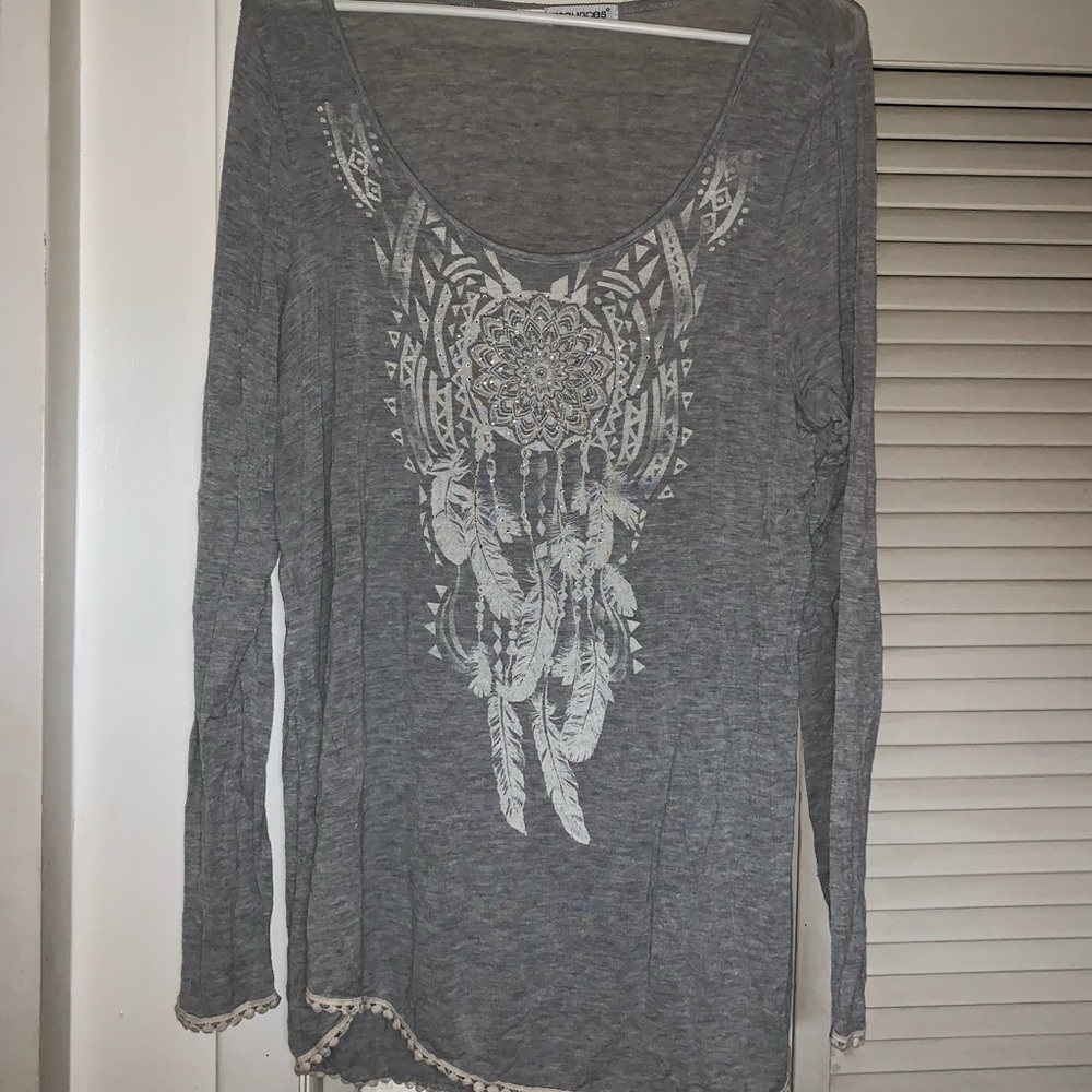 SZ 16-18 (1) Maurice’s Dream Catcher Top EUC